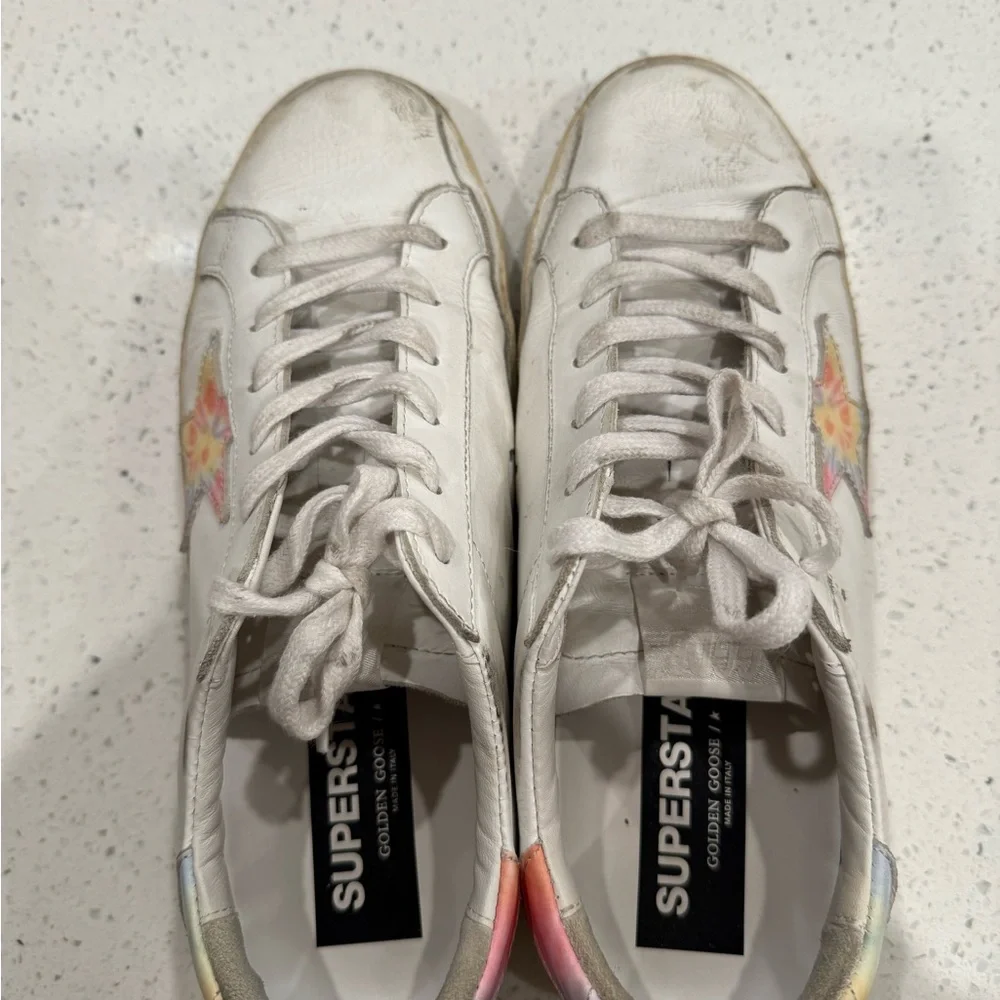 Golden Goose White Sneakers with Star Detail - Picture 6 of 6